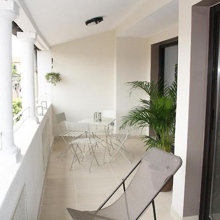 Appartement Le Saint Paul - Les Balcons De La Cite Carcassonne Rom bilde